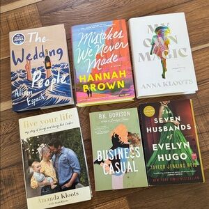 Books - The Wedding People, The Seven Husbands of Evelyn Hugo & more